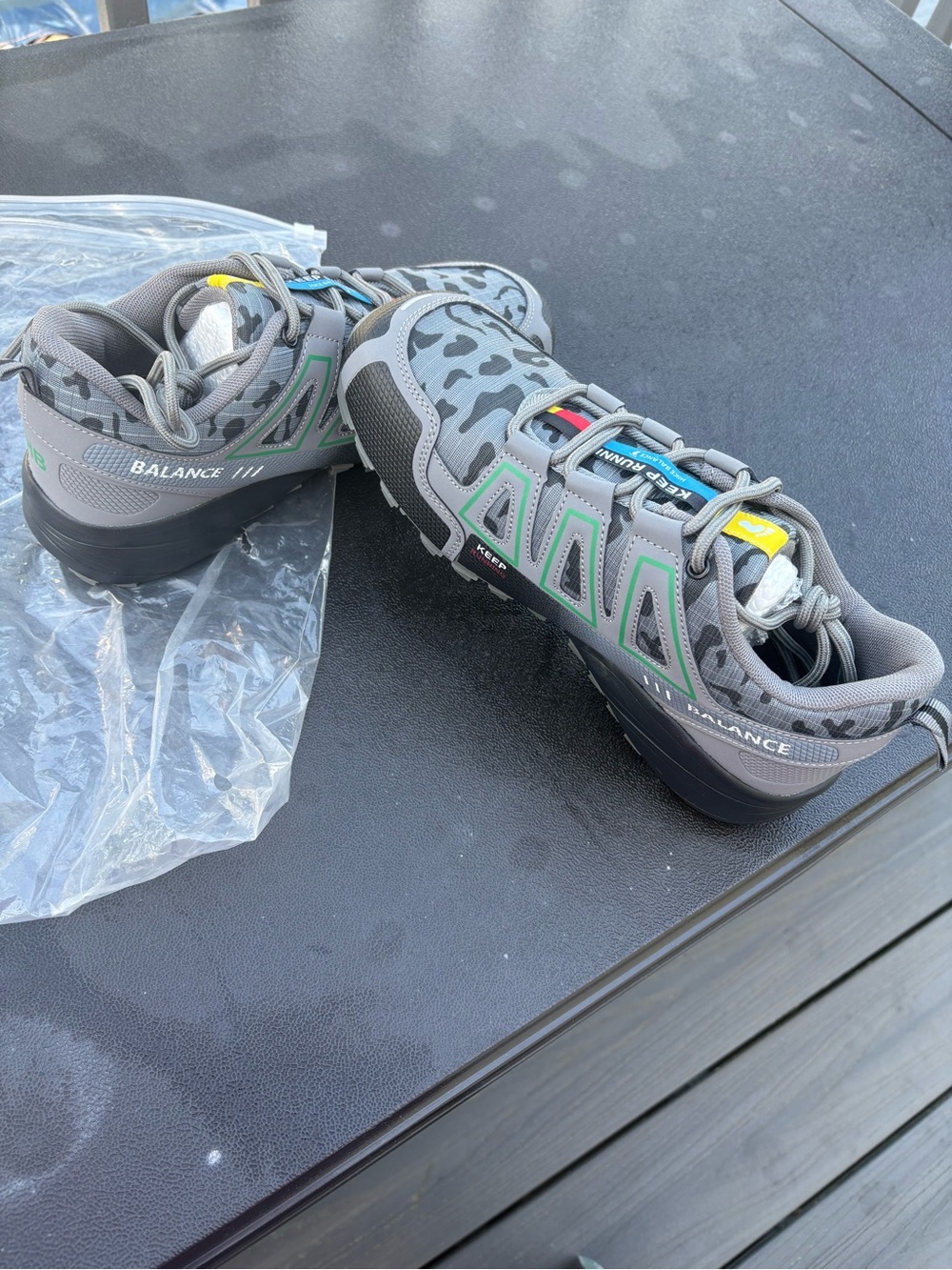 New Balance Grey Camouflage Sneakers with Green Accents BNWT AT-4/42